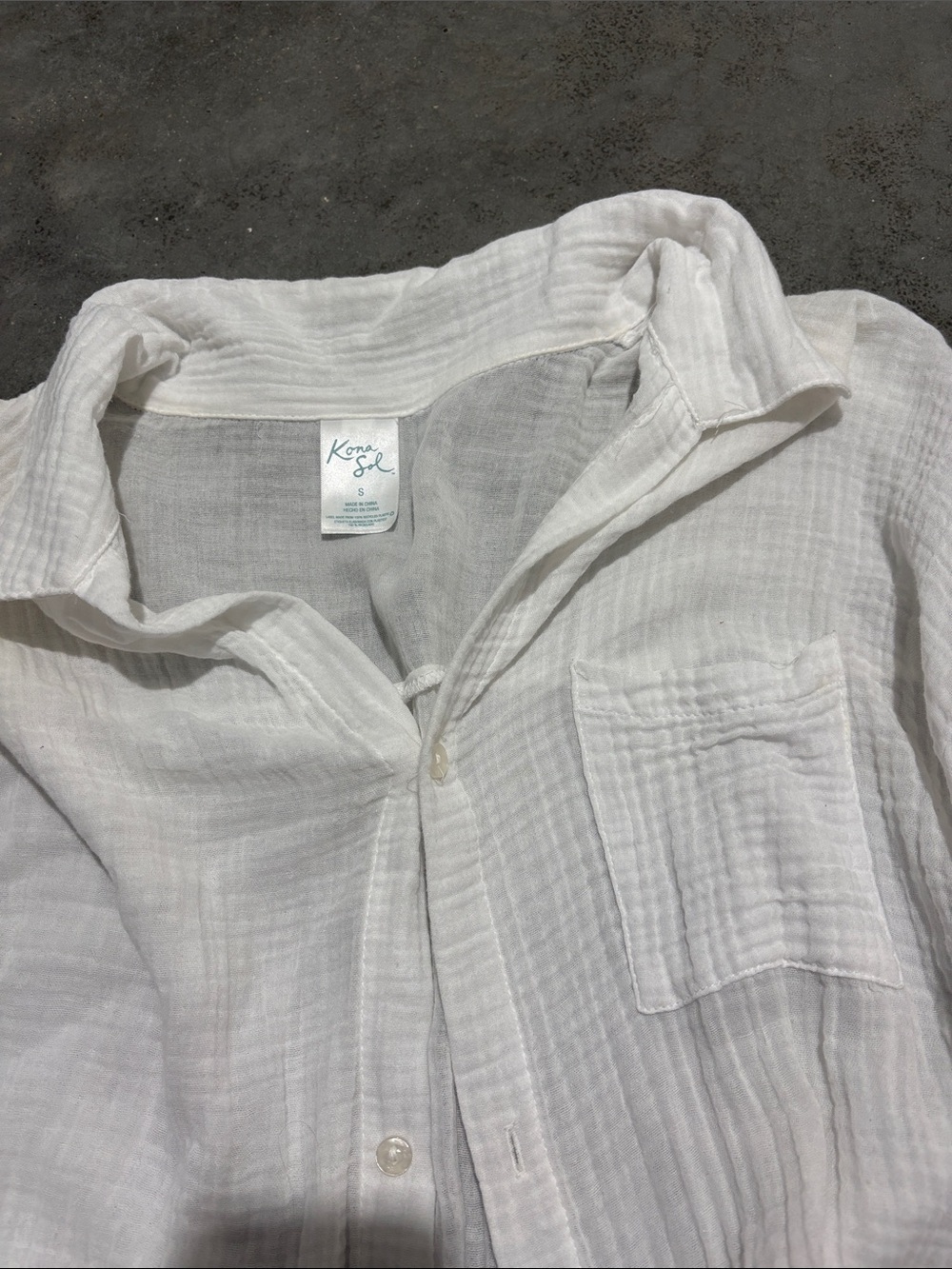 Kona Sol White Lightweight Button-Up Swim Coverup - Picture 2 of 5